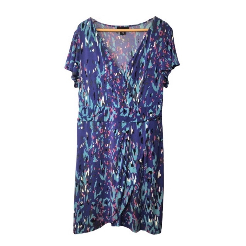 Attention Wrap Lightweight Dress Size XL